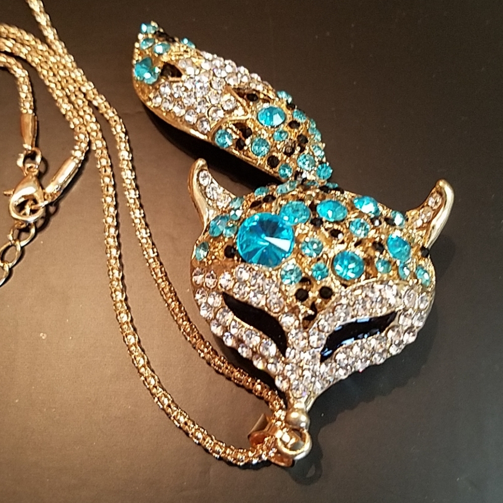 Beautiful blue and clear Crystal Fox necklace